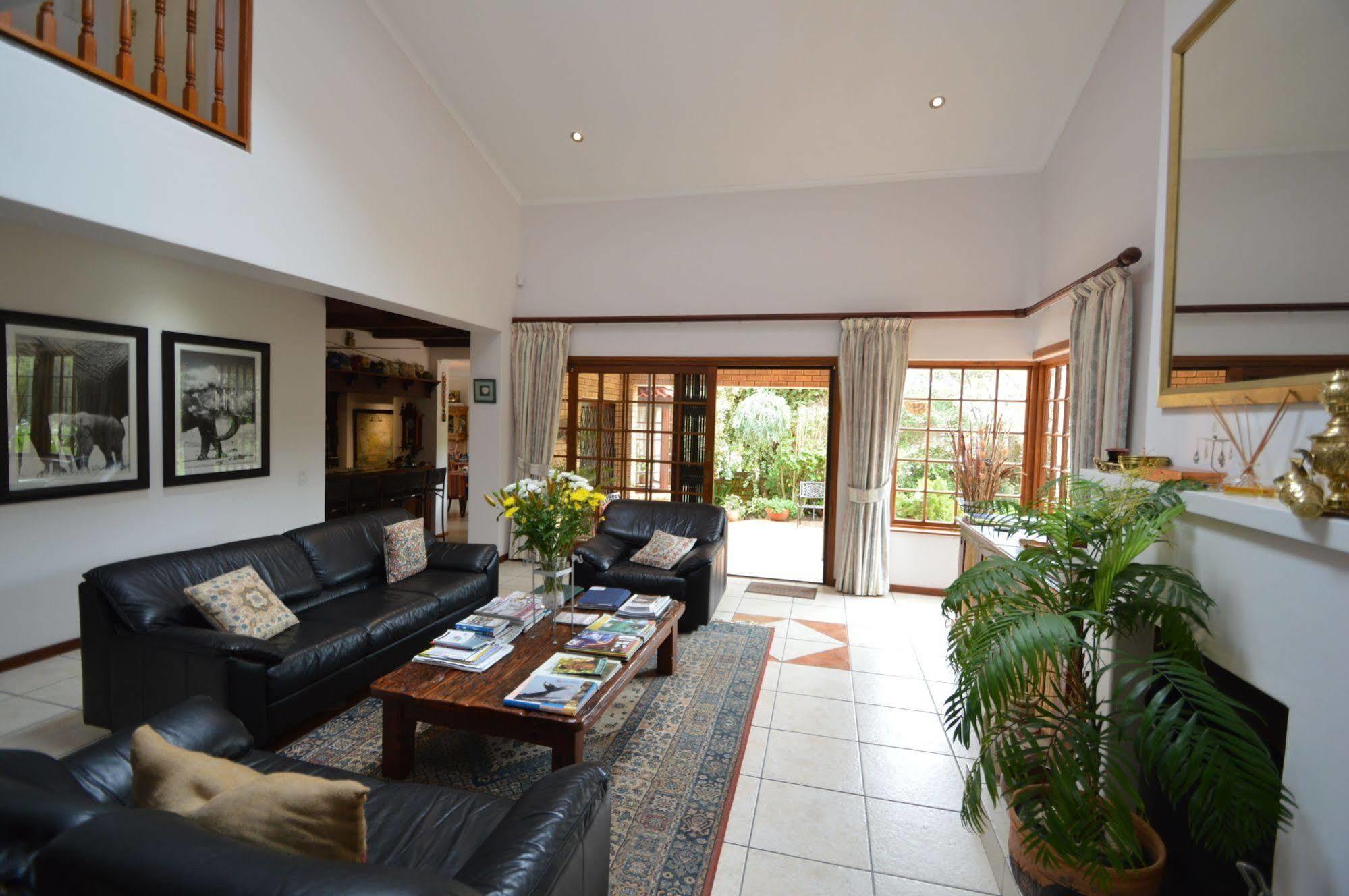 Bayside Lodge Garden Route B&B Плетенбърг Бей Екстериор снимка